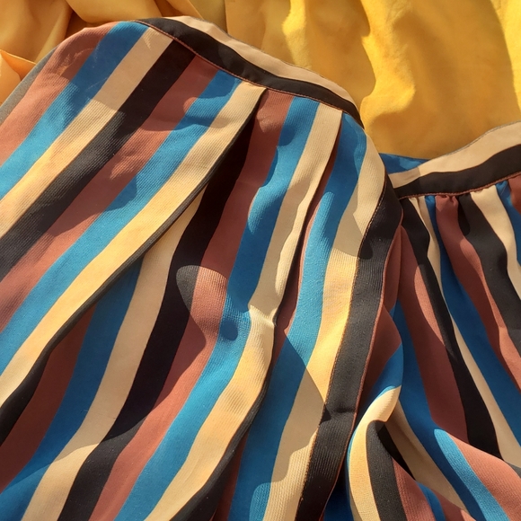 COPY - Vintage skirt and blouse outfit Italian - Picture 7 of 9